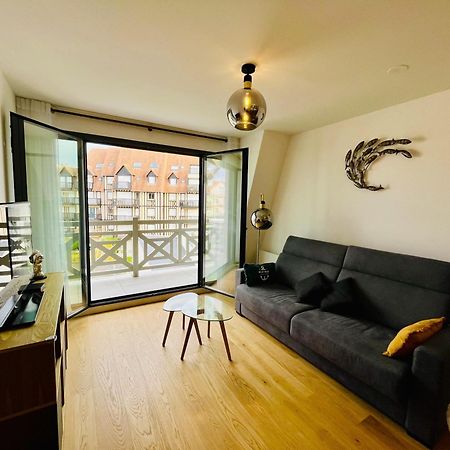 Апартаменти Sejour Authentique - Balcon, Parking & Wifi Ultra-Rapide Довіль Екстер'єр фото