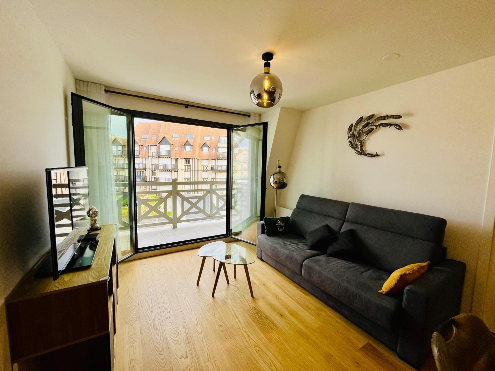 Апартаменти Sejour Authentique - Balcon, Parking & Wifi Ultra-Rapide Довіль Екстер'єр фото